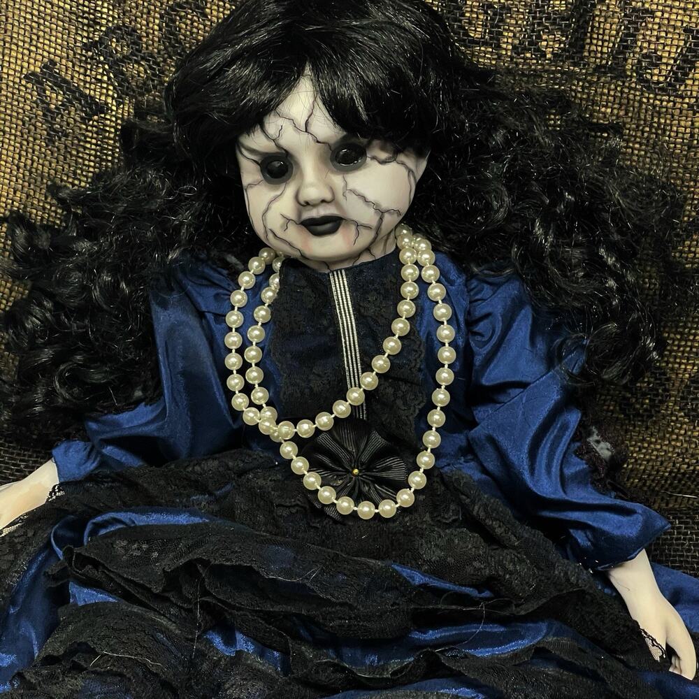 OOAK Creepy Odd 21”Haunting Creepy Spooky Ghost Halloween Horror Art Doll Gothic